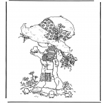 Litt av hvert - Girl with chicken